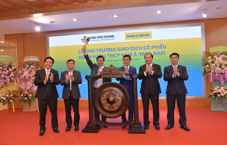 Hơn 389 triệu cổ phiếu của Nam A Bank (NAB) chính thức giao dịch trên Upcom